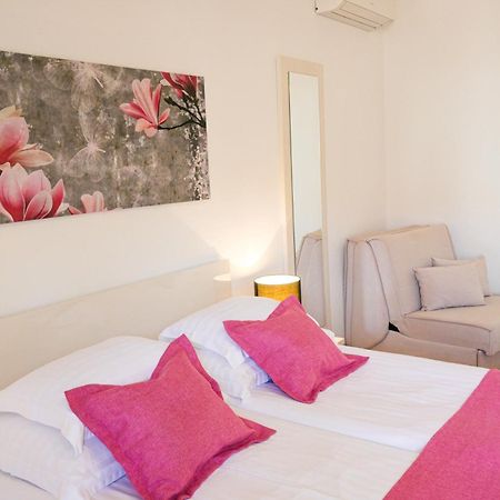 B&B Aurora 젤사 외부 사진