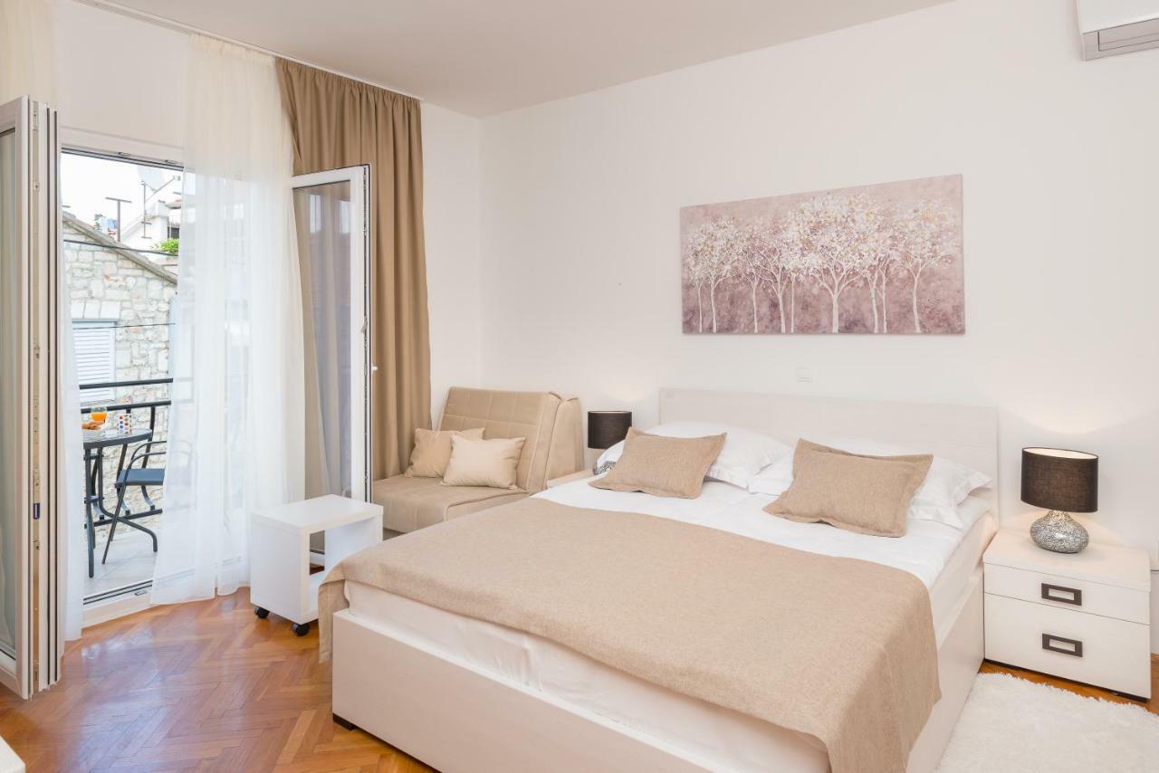 B&B Aurora 젤사 외부 사진